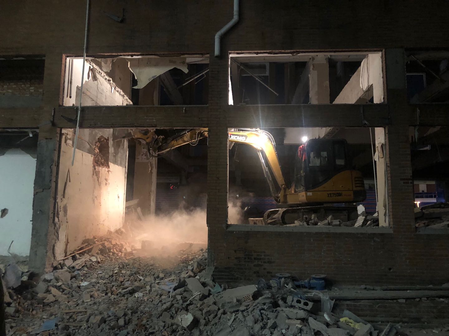 1636007170786857.jpg 85699811ec7d622c5a876437acb6513.jpg